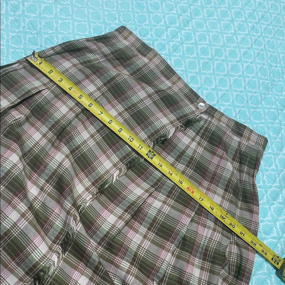 Susan Bristow, soft plaid, mid oxy with fringe - Picture 9 of 9